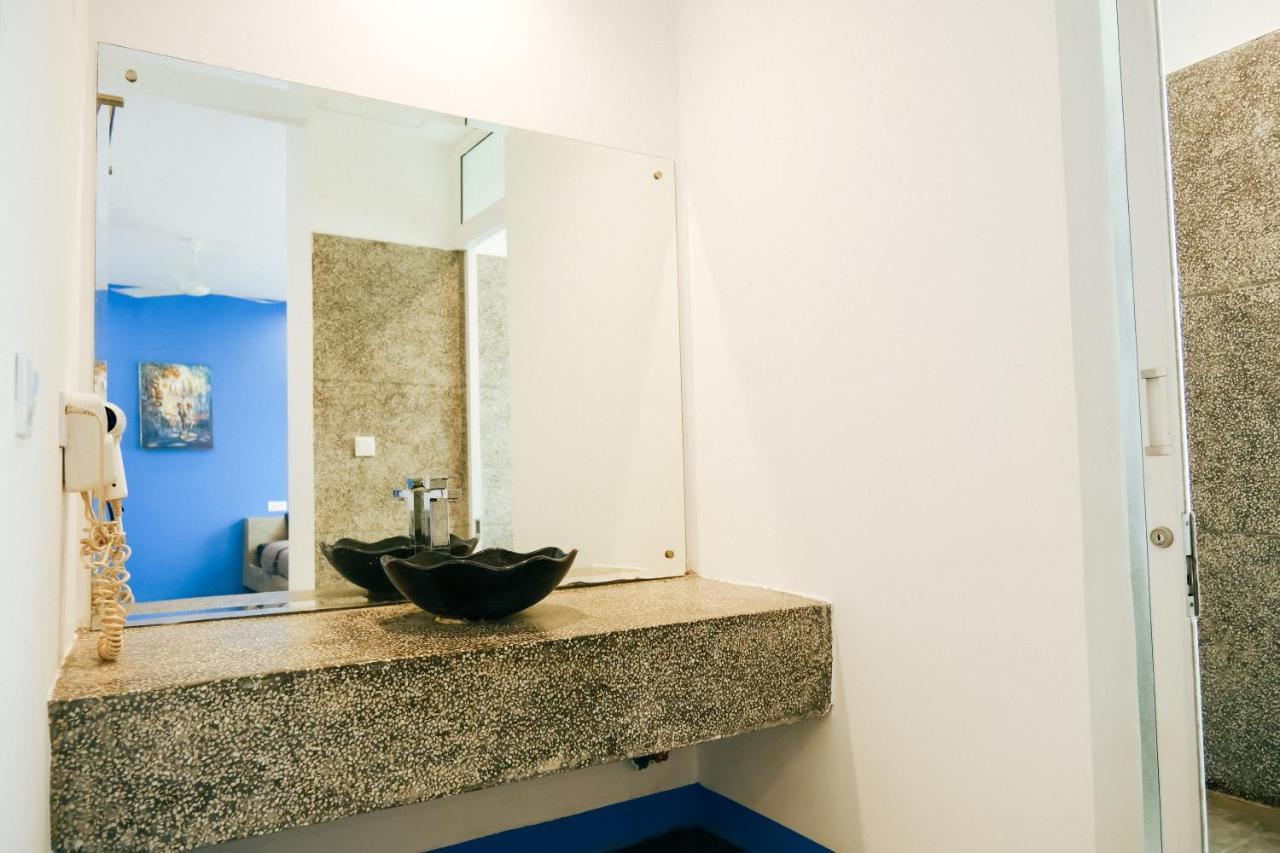 Queentown Hostel Σιέμ Ρέαπ Εξωτερικό φωτογραφία