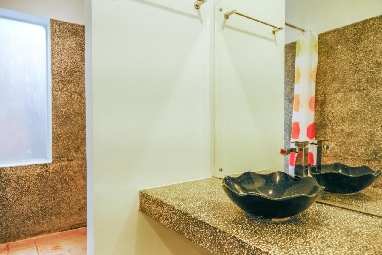 Queentown Hostel Σιέμ Ρέαπ Εξωτερικό φωτογραφία